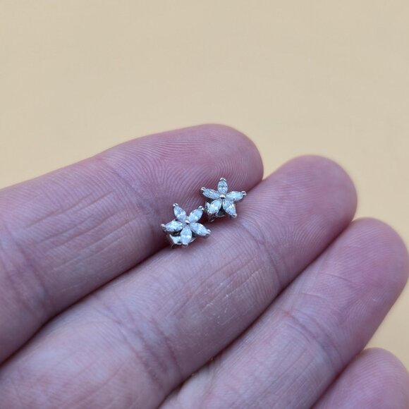 Sterling Silver Small Floral Cubic Zirconia Gem Stud Earrings A5771 - Picture 2 of 5
